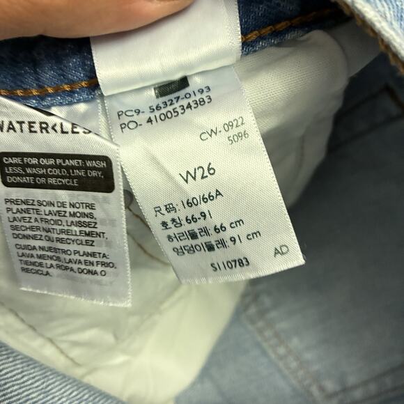 Levi's 501 Jean Shorts Womens Sz.26 Blue Daisy Duke Button Fly Distressed Denim - Picture 3 of 9